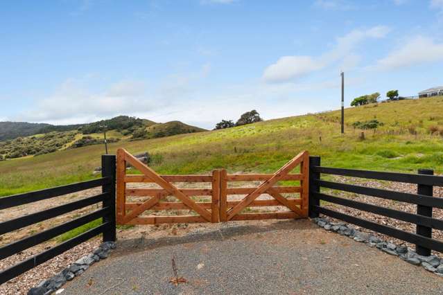 3060 Kaipara Coast Highway Glorit_3