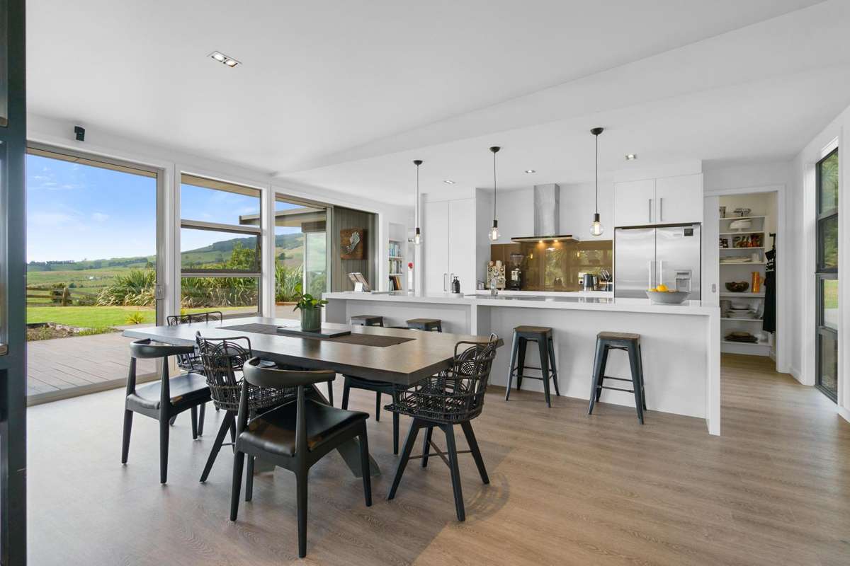 3/398 Luck At Last Road_3