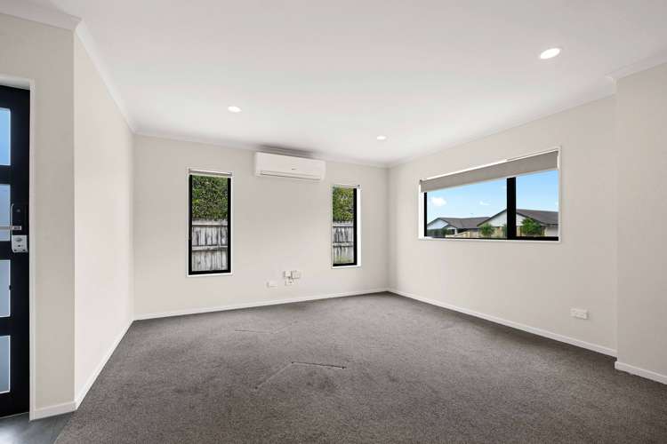 1/5 Rosewood Court Huntington_5