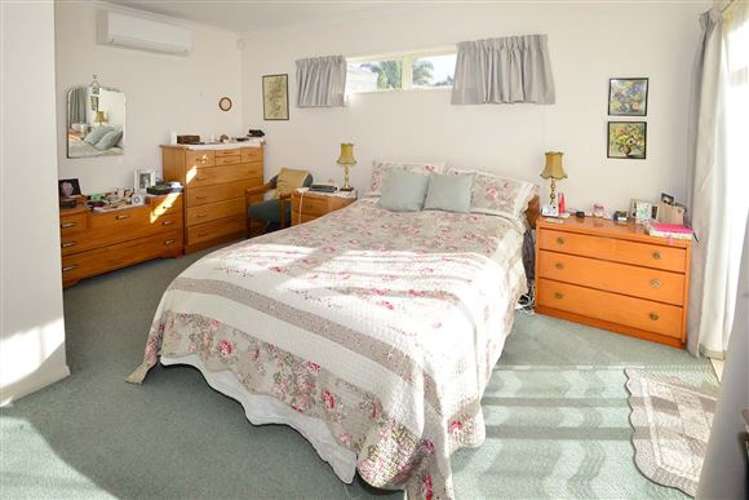 17 Francis Skinner Place Orewa_16