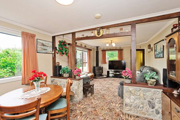 18 Black Road Otatara_8