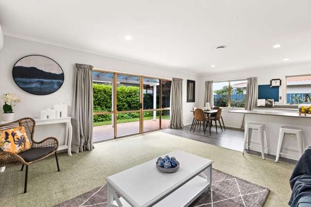 2/8 Lucknow Road Havelock North_2