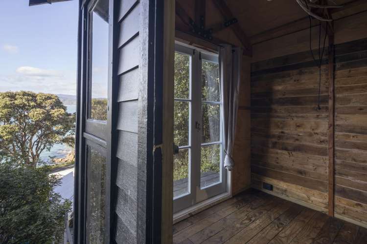 397 Karaka Bay Road Karaka Bays_12