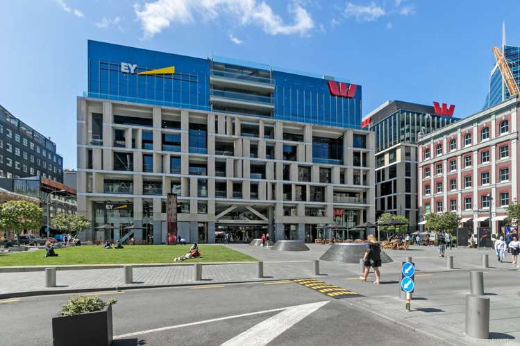 18F/16 Gore Street City Centre_14