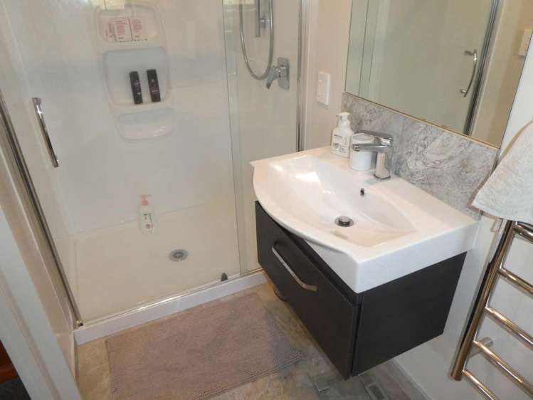 5a Gladson Avenue Sockburn_15