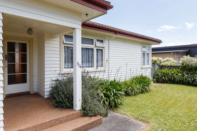 316 Ruahine Street Terrace End_13