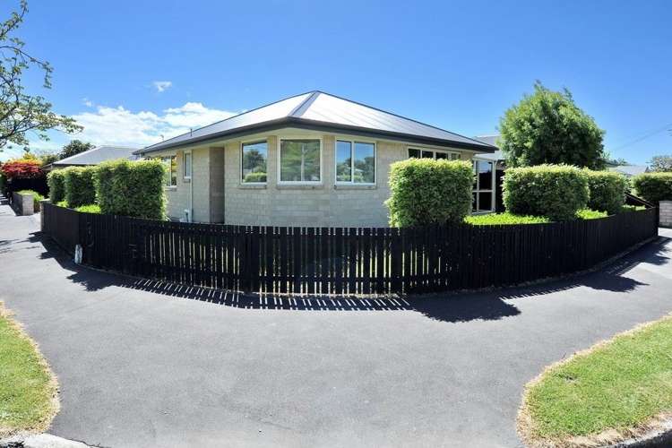 3/46 Staveley Street_0