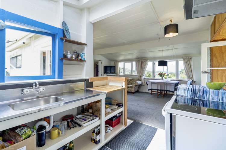 21 Beatty Parade Surfdale_9