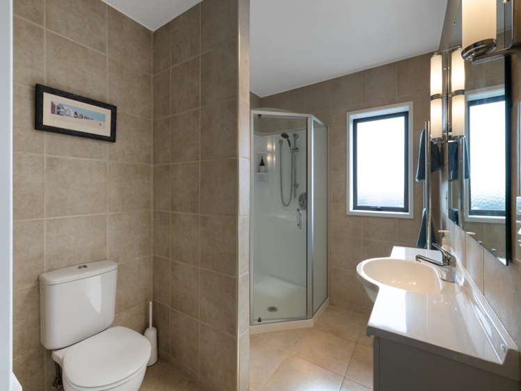 213 Upland Road Aongatete_18