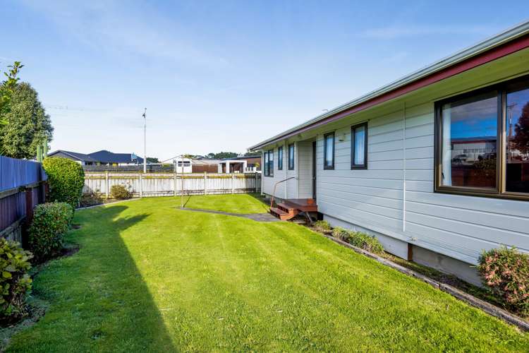 1 Domett Street Opunake_18