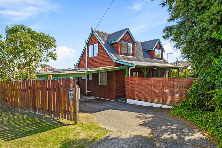 24 Karamu Street Te Atatu Peninsula_11