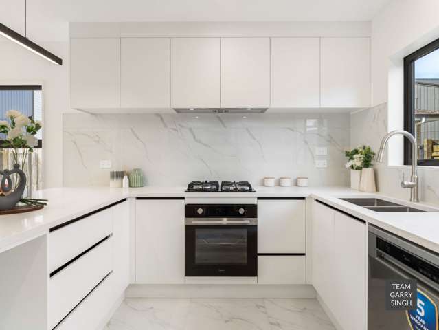2/113 Porchester road Papakura_3