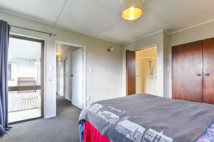 810 Williams Street Mahora_15