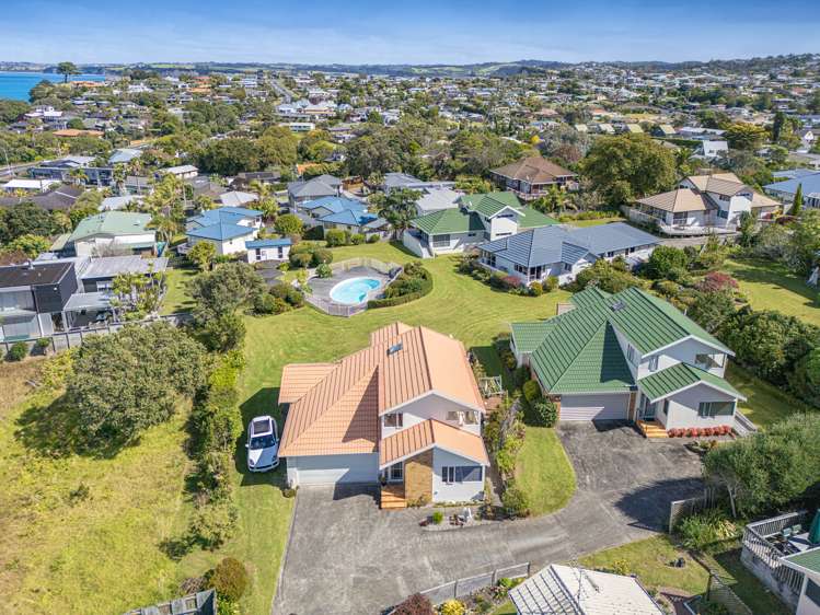 896 Whangaparaoa Road Manly_21