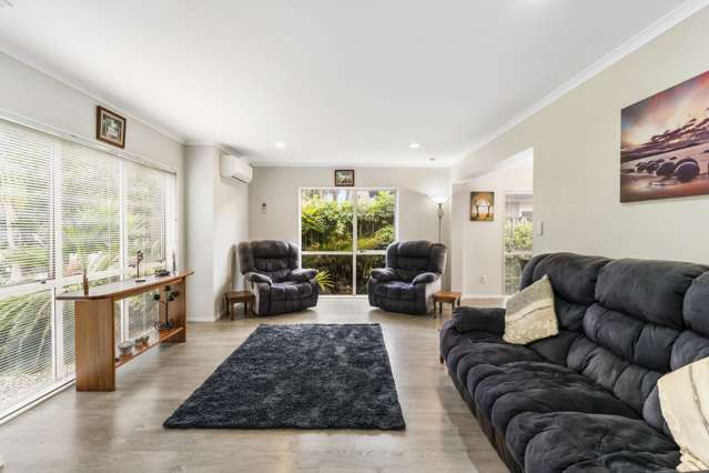 9 Corfield Way Pakuranga Heights_1