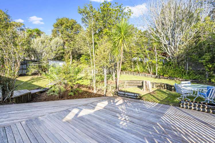 98 Daffodil Street Titirangi_21