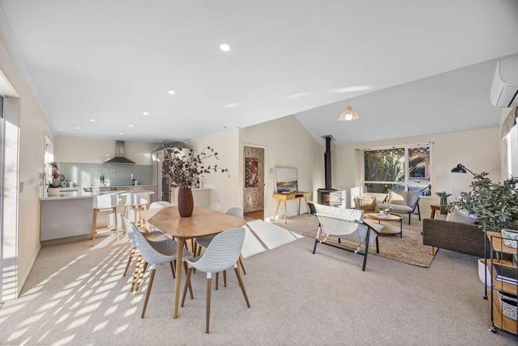 52 Meadowstone Drive_5