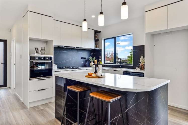 11 Bannerman Crescent Chartwell_5