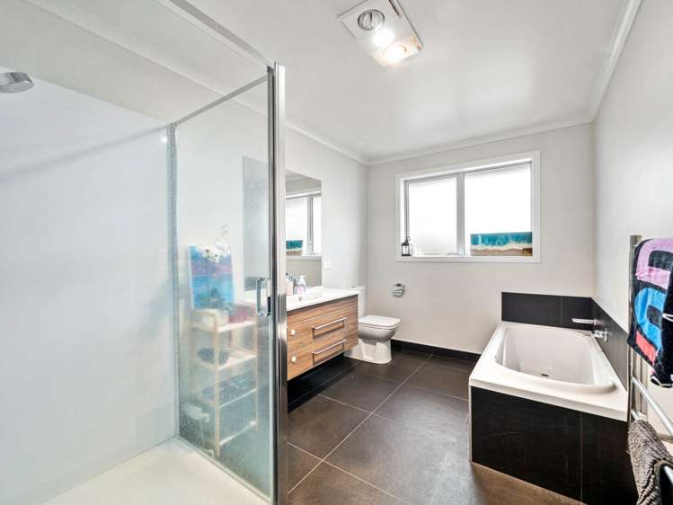 7 Ratahi Way Omokoroa_11