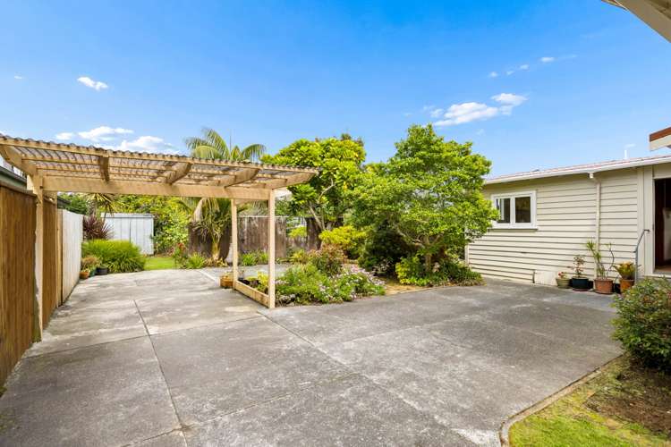 14 Banff Avenue Epsom_13
