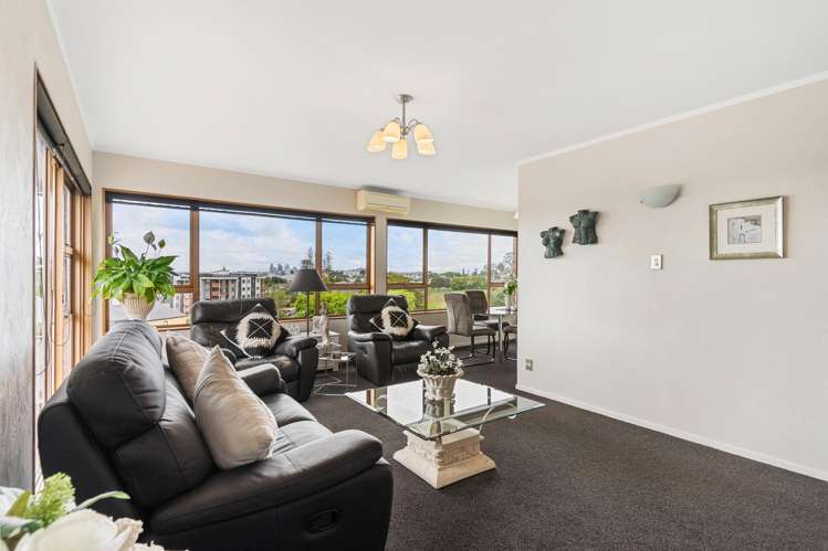 2/22 Martin Crescent Northcote Central_8