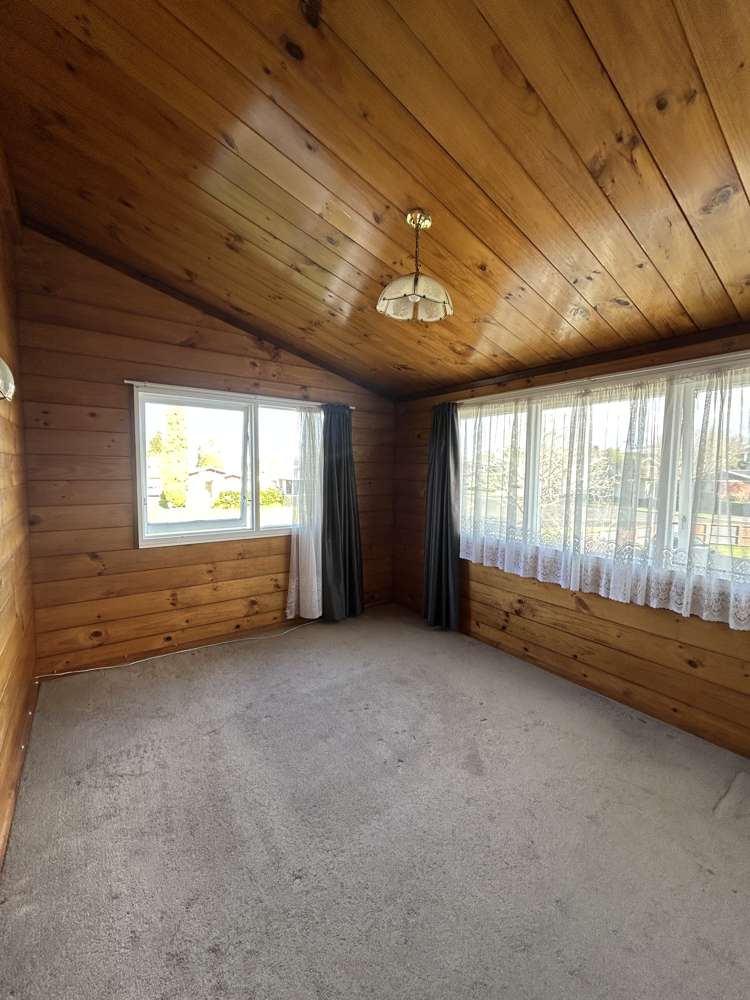 236 West Parkdale Street Tokoroa_10