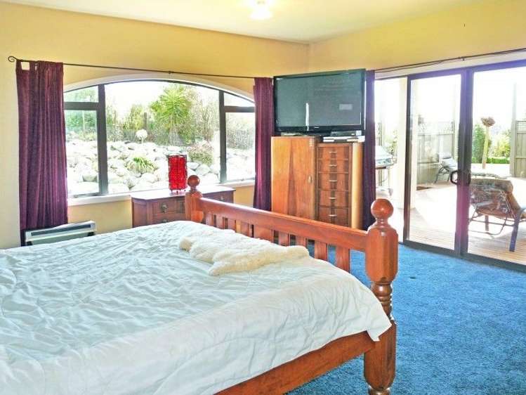 89 Totara View Road Wakefield_7