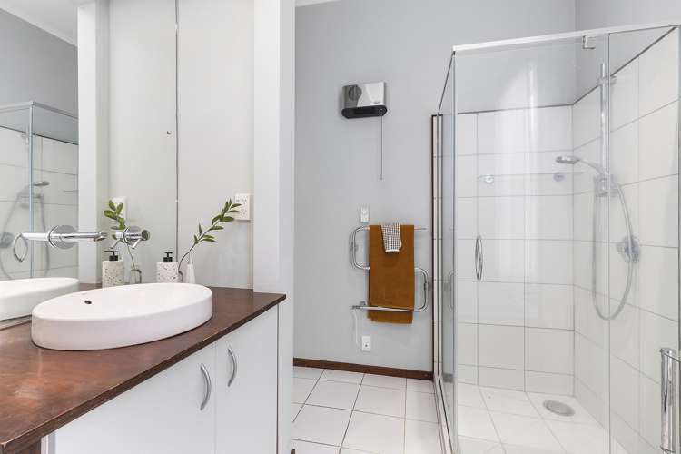 2 Porritt Avenue Mount Victoria_14