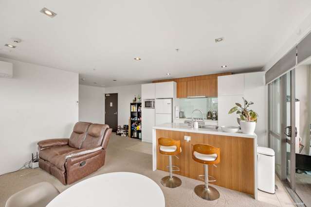 413/4 Dockside Lane City Centre_3