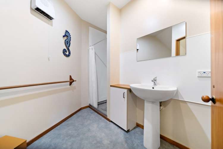 599 Peninsula Road Kelvin Heights_18