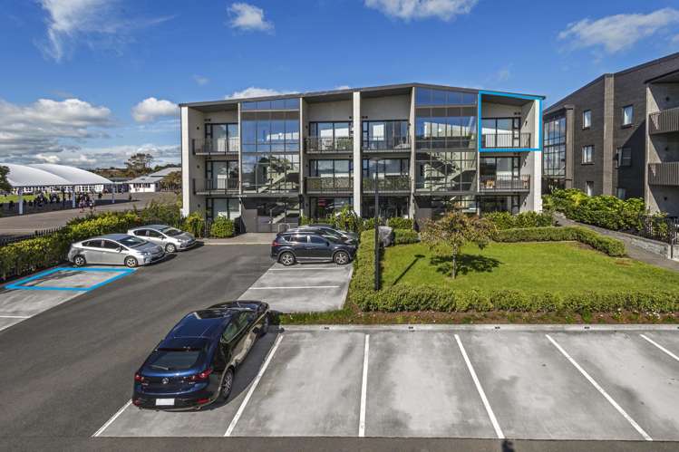 207/165 Lake Road Northcote_17