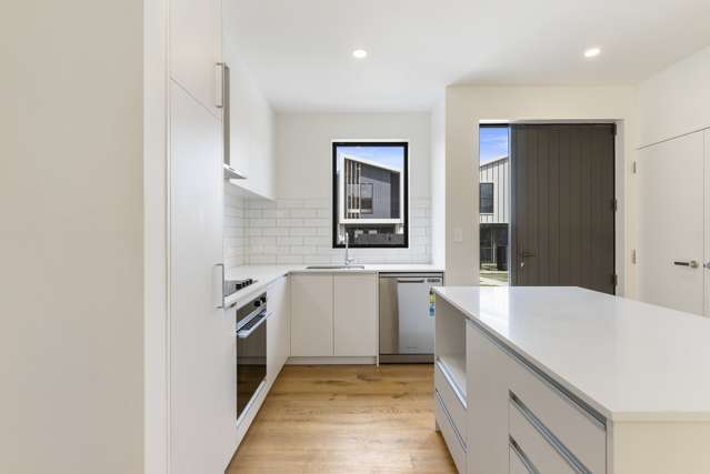 24/82 East Coast Road Milford_3