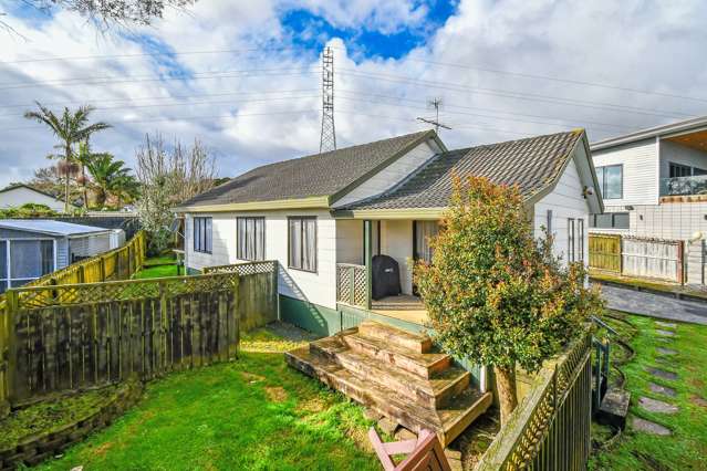 3 Leven Lane Totara Heights_1