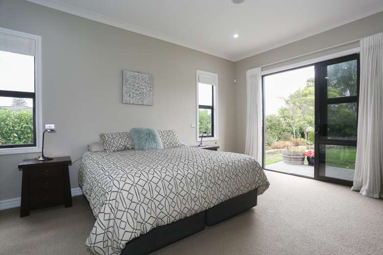 106 Hunter Drive Awatoto_5