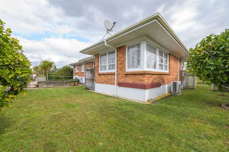 54 Carlyle Avenue Chartwell_16