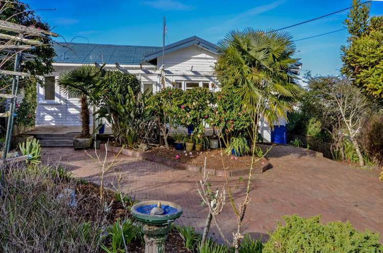 44 Seaview Avenue Northcote_23