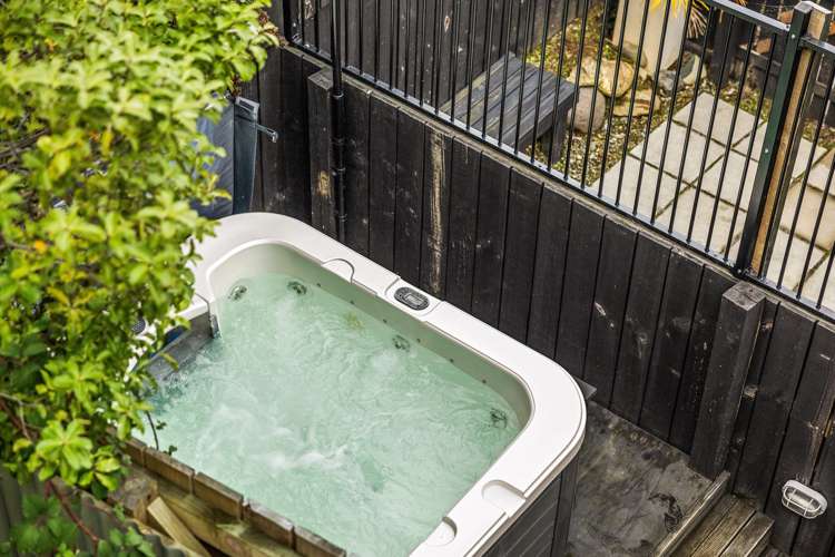 402 Frankton Road Queenstown_27