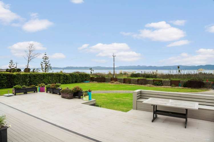 1359 East Coast Road Whakatiwai_3