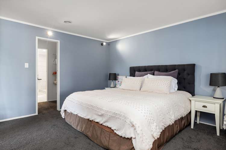 14 Meander Drive Welcome Bay_13