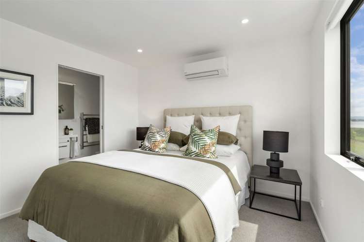 6 Mahinga Kai Way Belmont_14