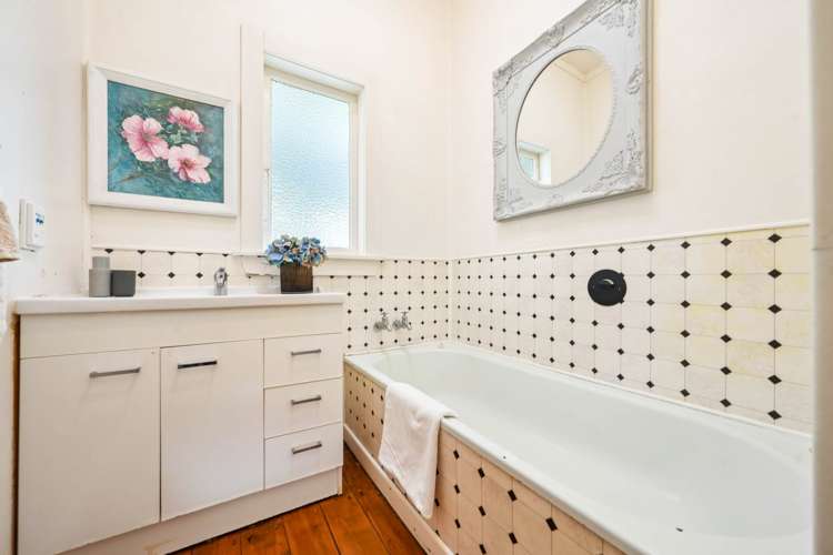 116 Paihia Street One Tree Hill_12