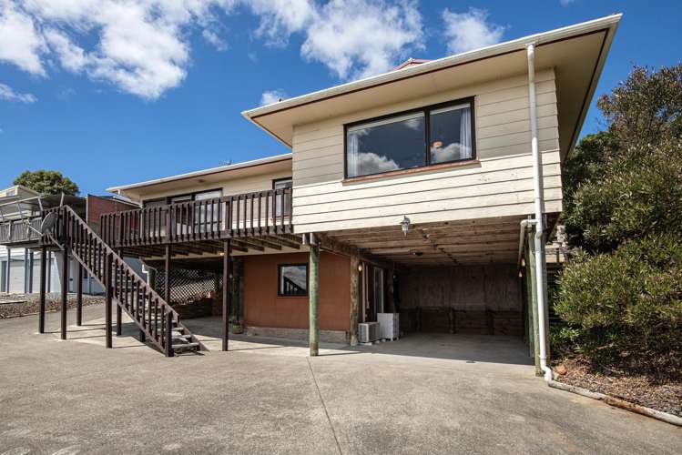 34 Raumati Crescent Onerahi_17