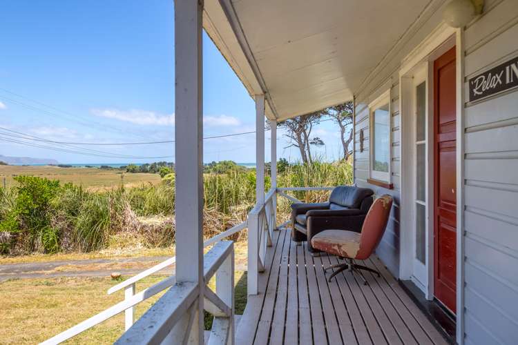 24 Whangaimoana Beach Road Pirinoa_12