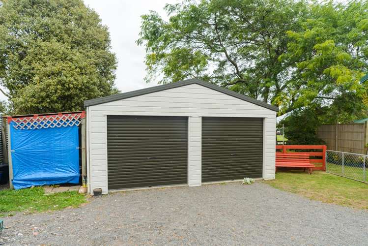 60 Johnson Street Bulls_10