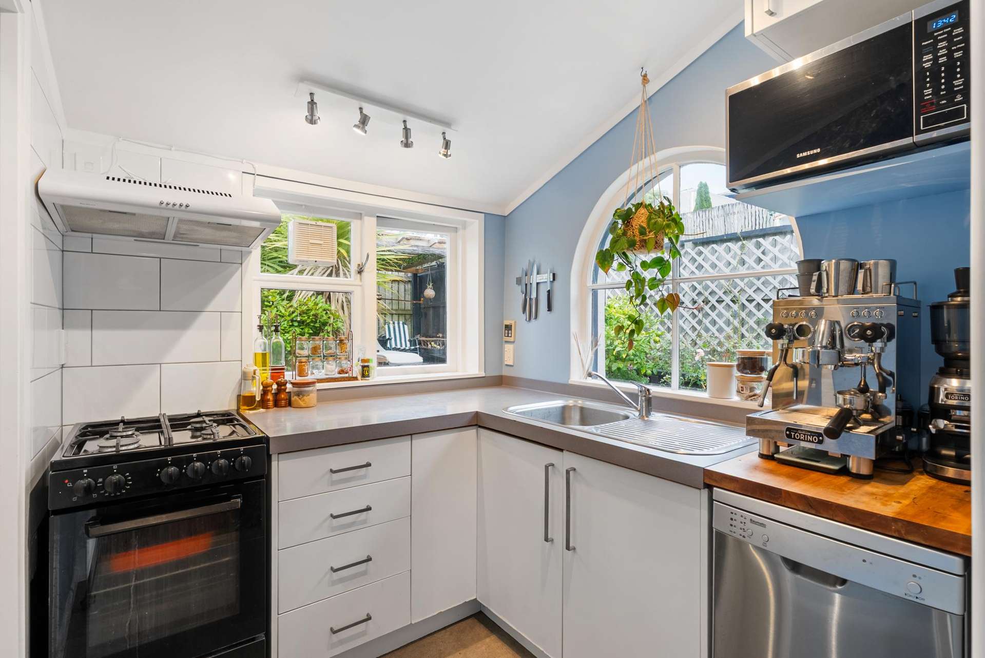 357 Adelaide Road Newtown_0