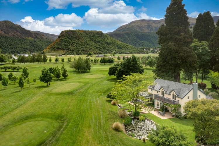 1 The Avenue Arrowtown_17