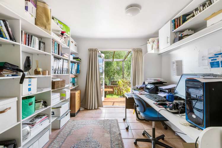 98 Hanham Road Kumeu_16