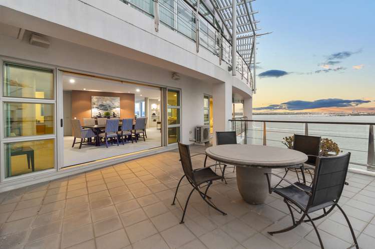 61/143 Quay Street Auckland Central_2