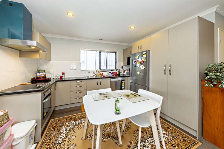 9 Dissmeyer Drive Clover Park_12