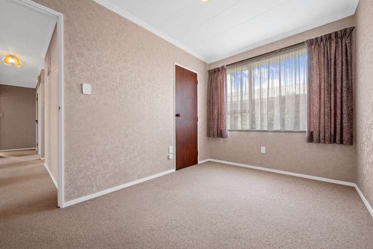 68 New Renwick Road Burleigh_14